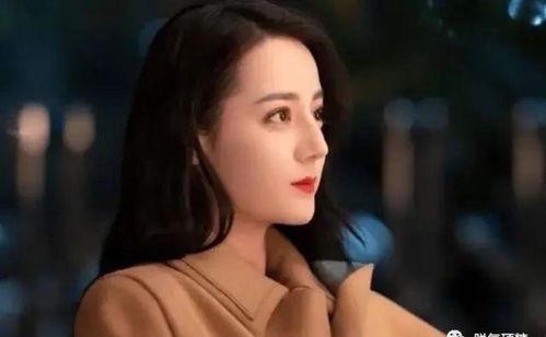 吃瓜美女律师,揭秘法律界的时尚魅力与智慧风采