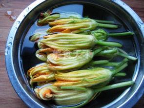 瓜花炸吃,传统美食新演绎